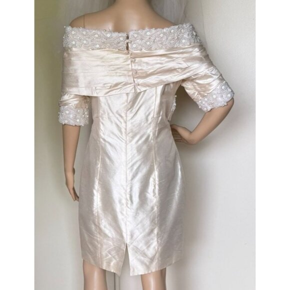 Vintage Watters and Watters Bridal Dress and Veil Set Size 12 Off Shoulder Silk - Picture 16 of 16